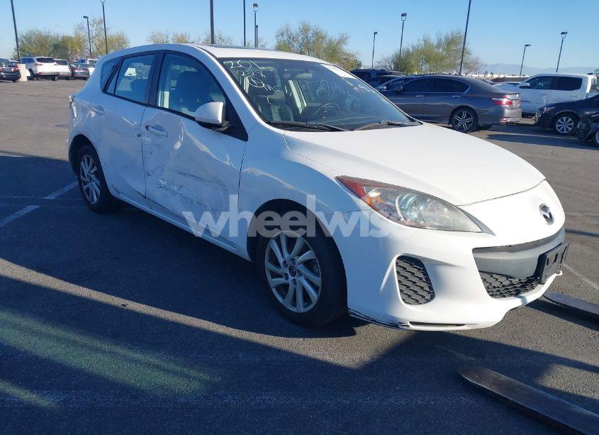 2013 Mazda Mazda3 I GRAND TOURING (VIN JM1BL1MP1D1722090) main photo