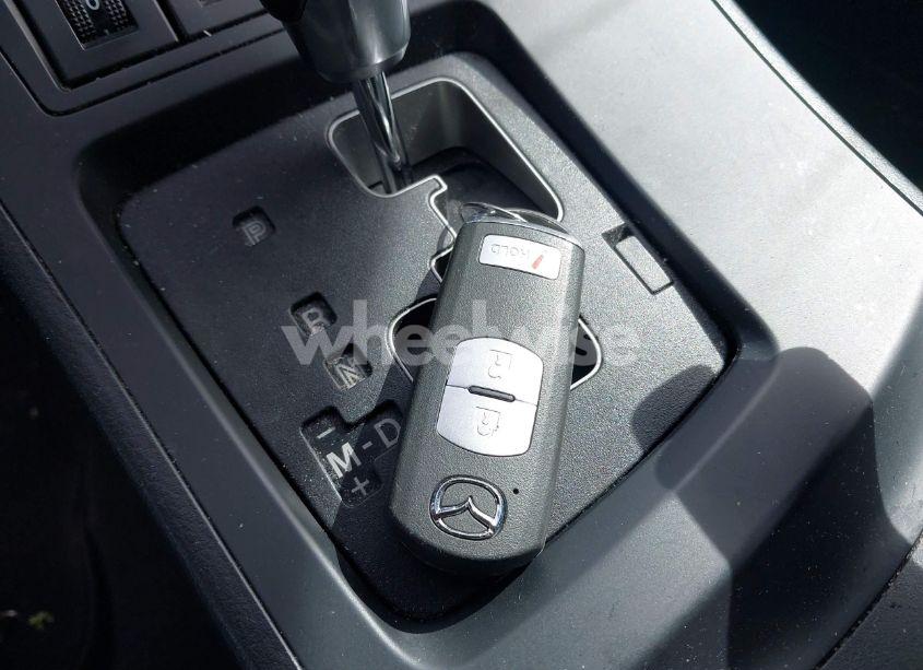 Photo 11 of 2013 Mazda Mazda3 I GRAND TOURING (VIN JM1BL1MP1D1722090)