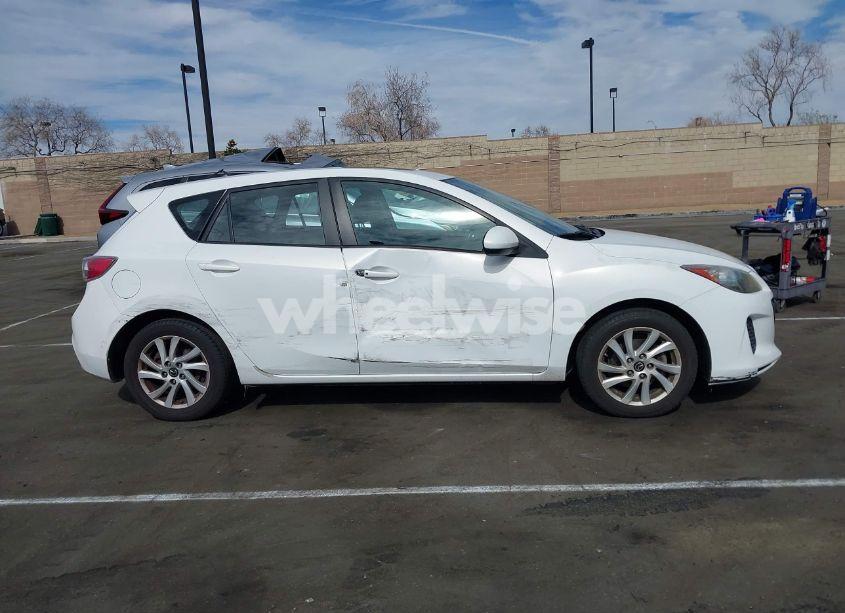 Photo 13 of 2013 Mazda Mazda3 I GRAND TOURING (VIN JM1BL1MP1D1722090)