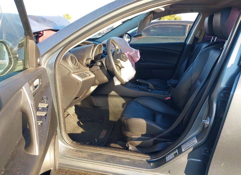 Photo 5 of 2013 Mazda Mazda3 I GRAND TOURING (VIN JM1BL1MP1D1810489)