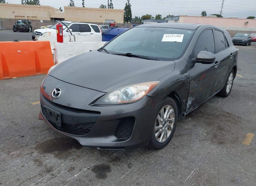 Photo 2 of 2013 Mazda Mazda3 I GRAND TOURING (VIN JM1BL1MP7D1838622)