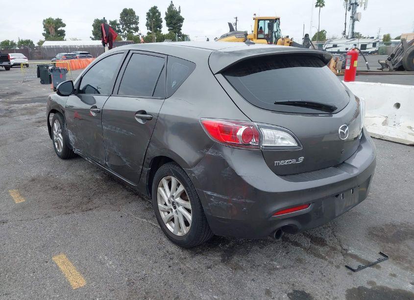 Photo 3 of 2013 Mazda Mazda3 I GRAND TOURING (VIN JM1BL1MP7D1838622)