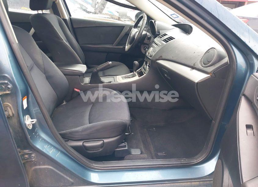 Photo 5 of 2010 Mazda Mazda3 S SPORT (VIN JM1BL1S50A1152595)