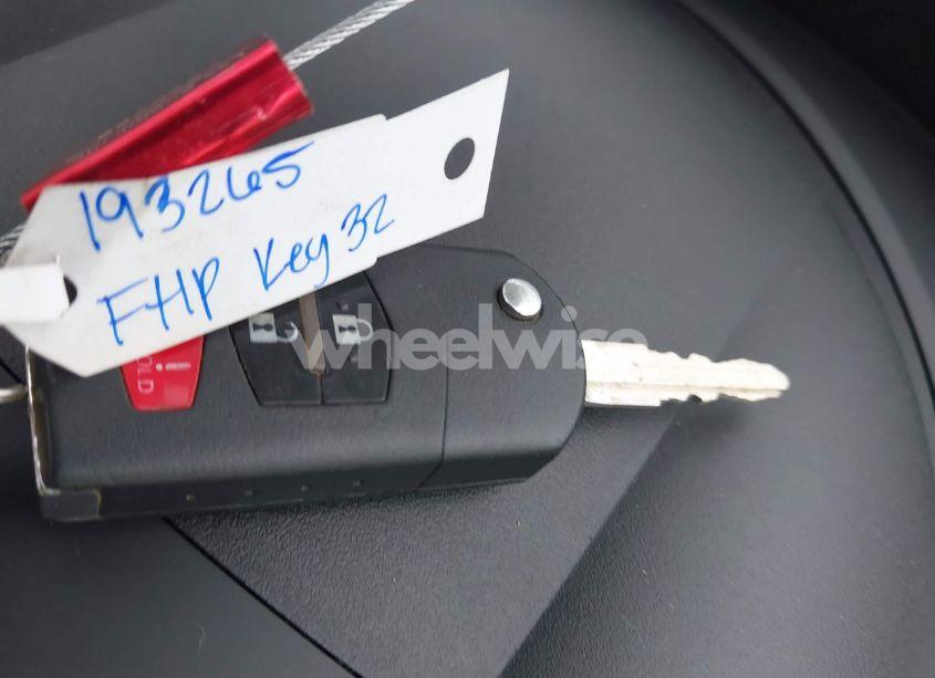Photo 11 of 2010 Mazda Mazda3 S SPORT (VIN JM1BL1S50A1262465)