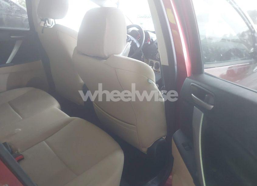 Photo 8 of 2010 Mazda Mazda3 S SPORT (VIN JM1BL1S50A1262465)