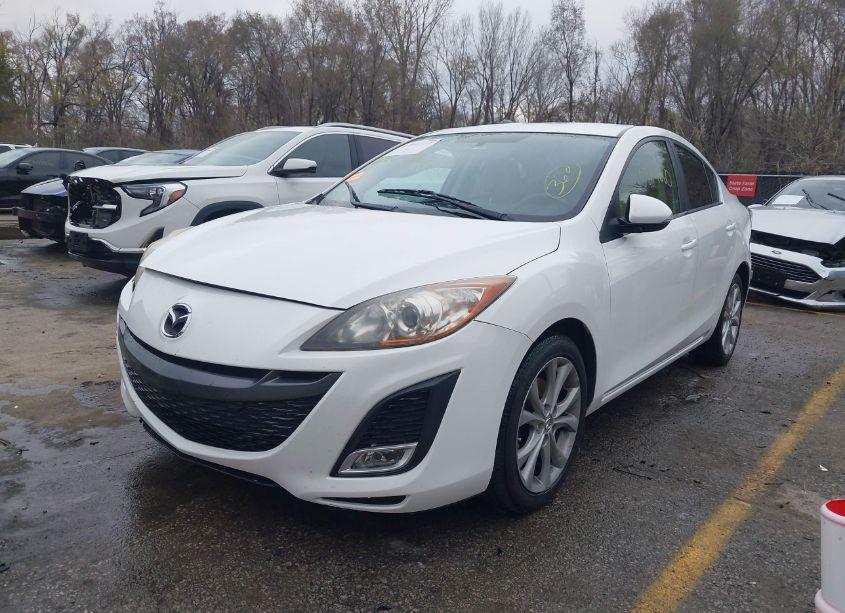 Photo 2 of 2010 Mazda Mazda3 S SPORT (VIN JM1BL1S51A1105625)