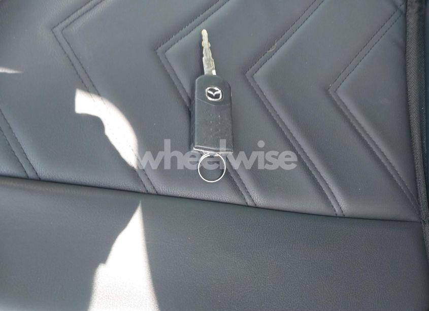 Photo 11 of 2010 Mazda Mazda3 S SPORT (VIN JM1BL1S51A1199103)