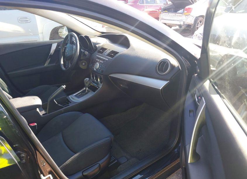 Photo 5 of 2010 Mazda Mazda3 S SPORT (VIN JM1BL1S51A1345337)