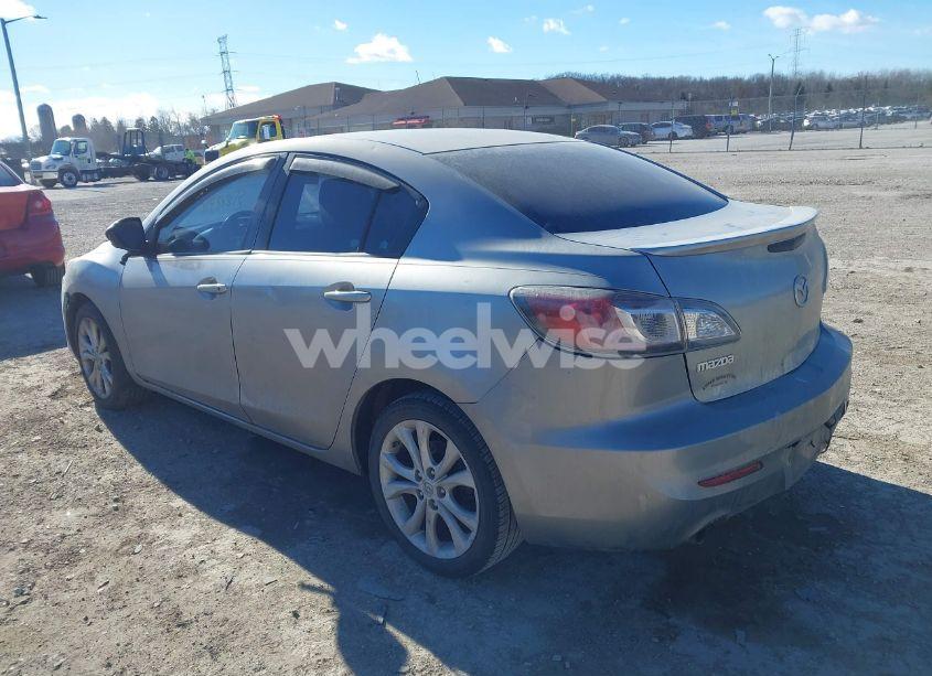 Photo 3 of 2010 Mazda Mazda3 S SPORT (VIN JM1BL1S52A1217091)