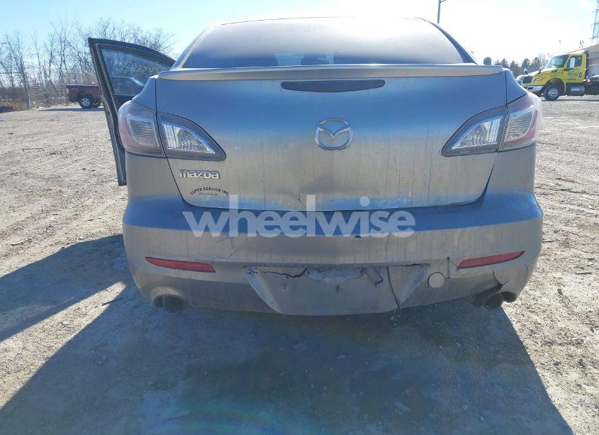 Photo 6 of 2010 Mazda Mazda3 S SPORT (VIN JM1BL1S52A1217091)