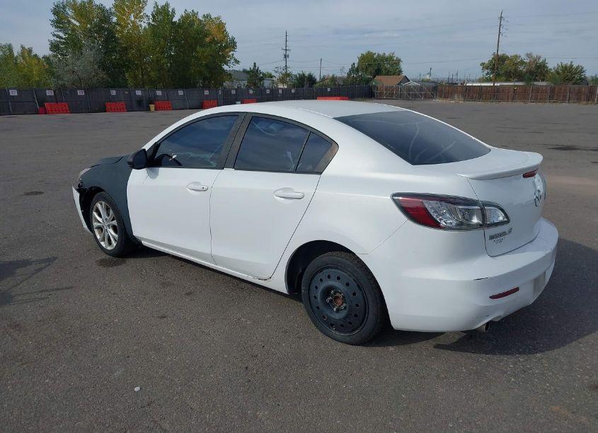 Photo 3 of 2010 Mazda Mazda3 S GRAND TOURING (VIN JM1BL1S52A1309009)