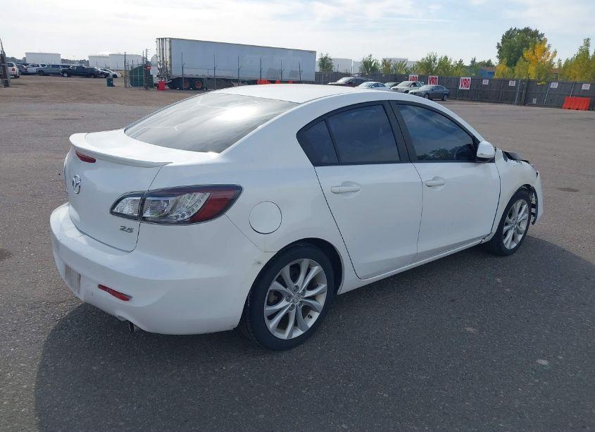 Photo 4 of 2010 Mazda Mazda3 S GRAND TOURING (VIN JM1BL1S52A1309009)