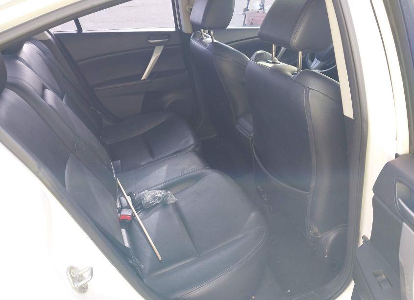 Photo 8 of 2010 Mazda Mazda3 S GRAND TOURING (VIN JM1BL1S52A1309009)