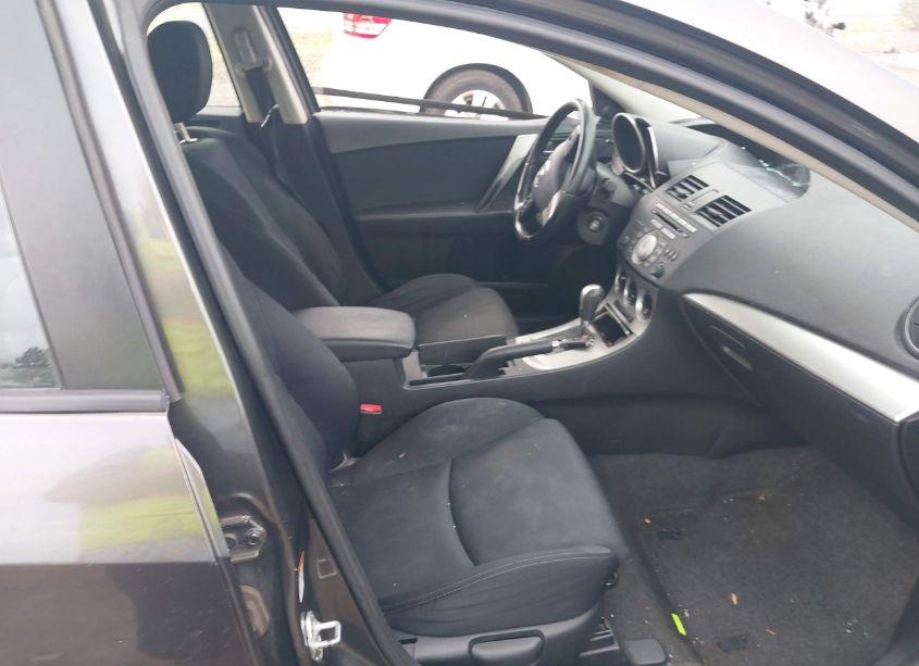 Photo 5 of 2010 Mazda Mazda3 S SPORT (VIN JM1BL1S53A1218590)