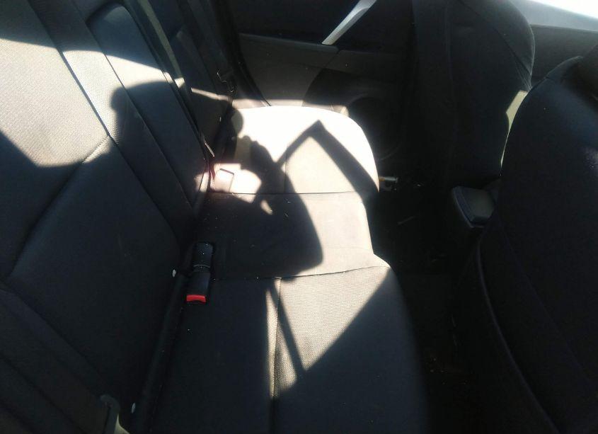 Photo 8 of 2010 Mazda Mazda3 S SPORT (VIN JM1BL1S55A1169733)