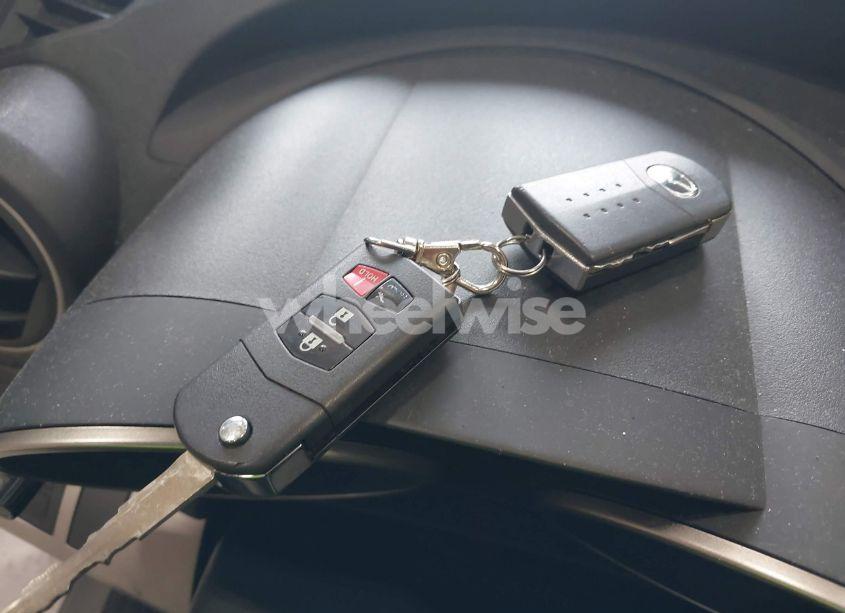 Photo 11 of 2010 Mazda Mazda3 S GRAND TOURING (VIN JM1BL1S55A1311515)