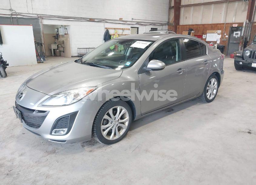 Photo 2 of 2010 Mazda Mazda3 S GRAND TOURING (VIN JM1BL1S55A1311515)