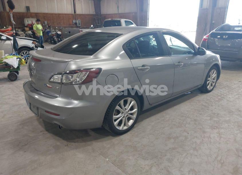 Photo 4 of 2010 Mazda Mazda3 S GRAND TOURING (VIN JM1BL1S55A1311515)