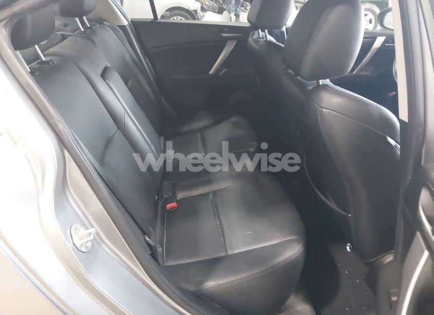 Photo 8 of 2010 Mazda Mazda3 S GRAND TOURING (VIN JM1BL1S55A1311515)