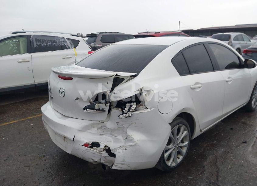 Photo 6 of 2010 Mazda Mazda3 S GRAND TOURING (VIN JM1BL1S57A1102048)