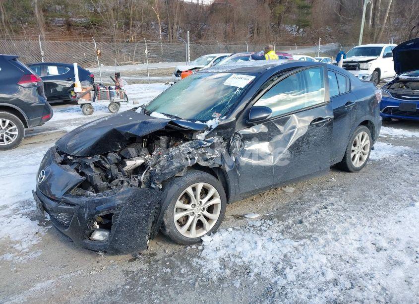 Photo 2 of 2010 Mazda Mazda3 S GRAND TOURING (VIN JM1BL1S57A1167644)