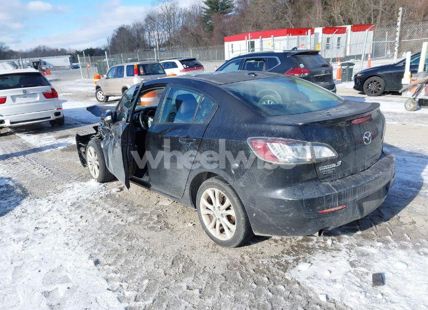 Photo 3 of 2010 Mazda Mazda3 S GRAND TOURING (VIN JM1BL1S57A1167644)