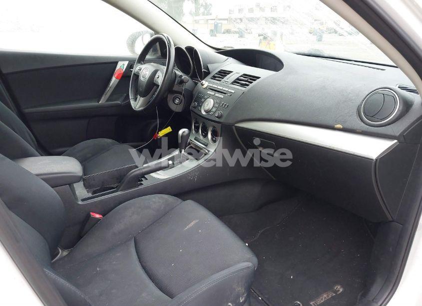 Photo 5 of 2010 Mazda Mazda3 S SPORT (VIN JM1BL1S58A1152666)