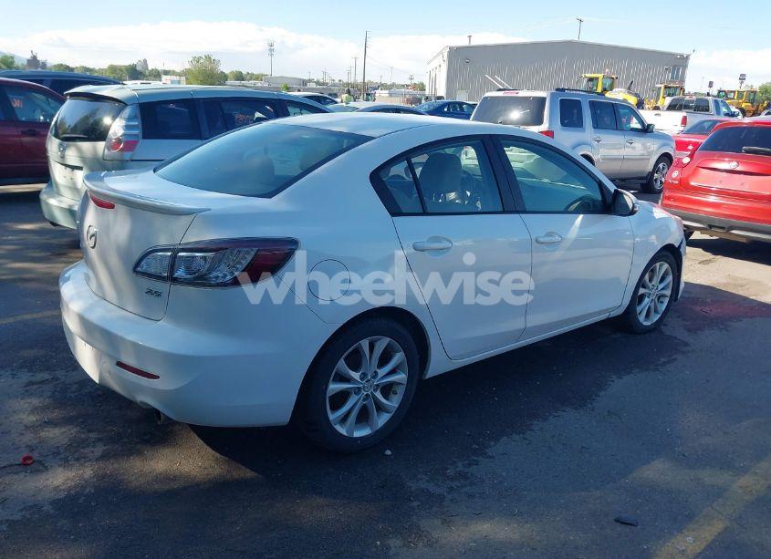 Photo 4 of 2010 Mazda Mazda3 S GRAND TOURING (VIN JM1BL1S59A1179374)