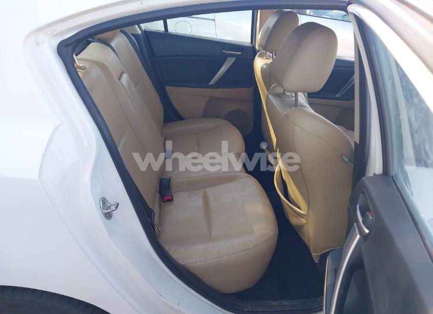 Photo 8 of 2010 Mazda Mazda3 S GRAND TOURING (VIN JM1BL1S59A1179374)