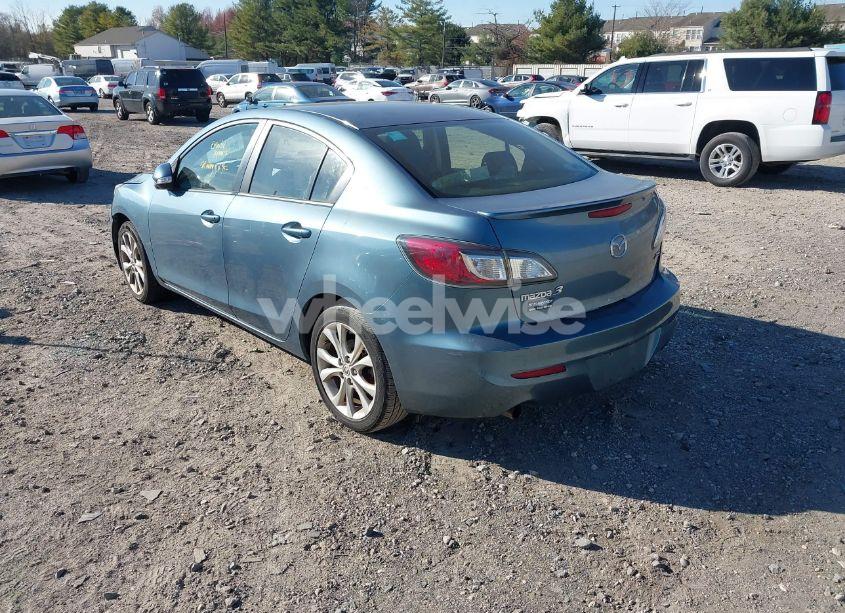 Photo 3 of 2010 Mazda Mazda3 S SPORT (VIN JM1BL1S59A1235376)