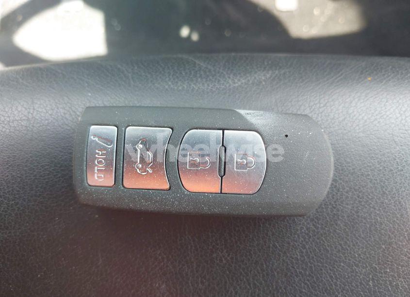 Photo 11 of 2010 Mazda Mazda3 S GRAND TOURING (VIN JM1BL1S5XA1102674)