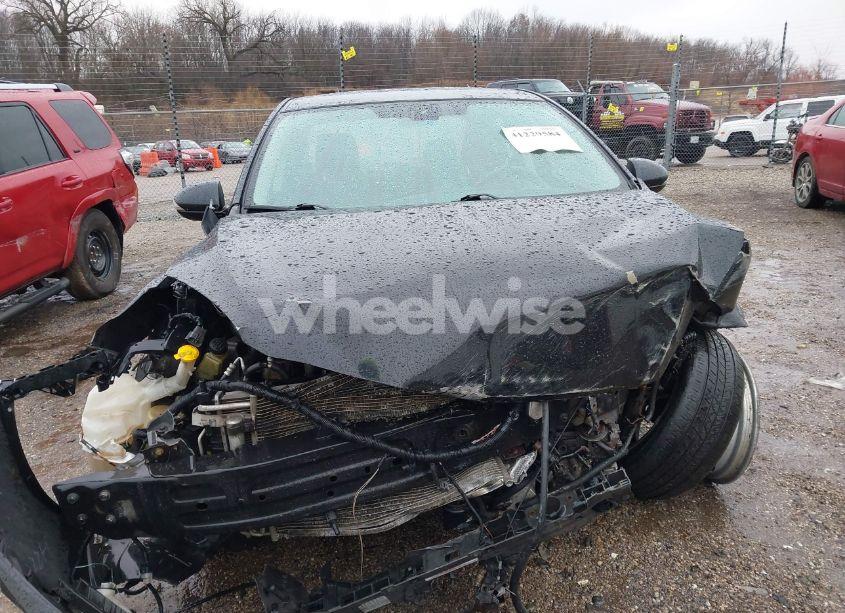 Photo 12 of 2010 Mazda Mazda3 S GRAND TOURING (VIN JM1BL1S5XA1175527)