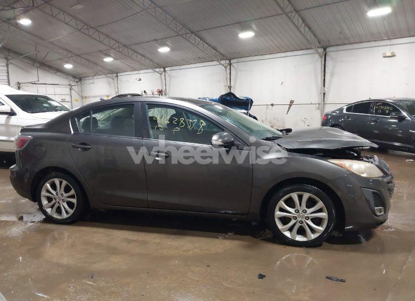 Photo 13 of 2010 Mazda Mazda3 S SPORT (VIN JM1BL1S60A1175836)