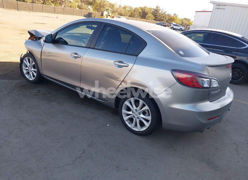Photo 3 of 2010 Mazda Mazda3 S SPORT (VIN JM1BL1S60A1334757)