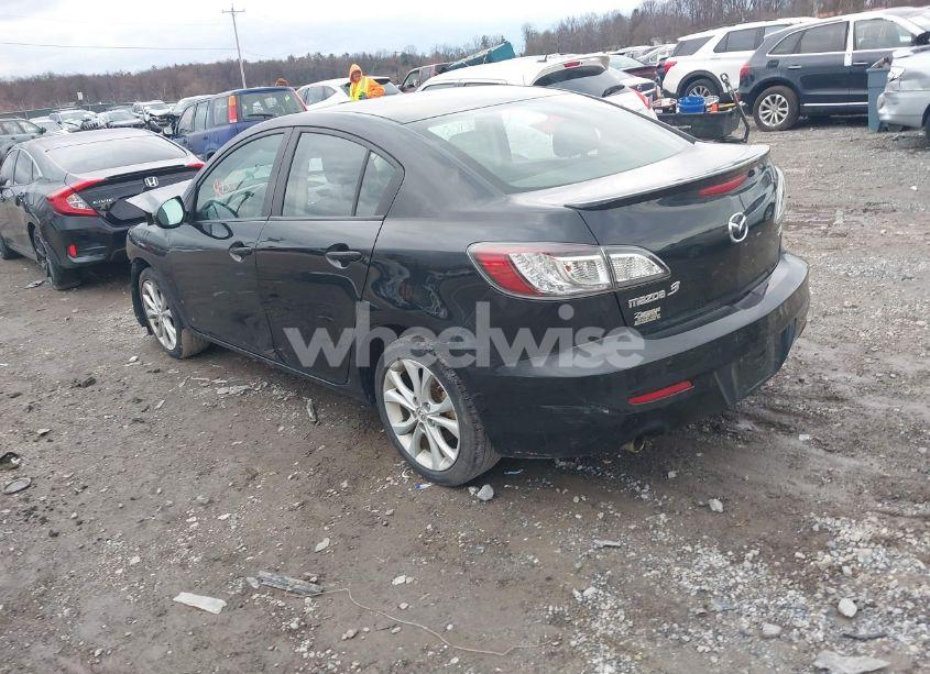 Photo 3 of 2010 Mazda Mazda3 S GRAND TOURING (VIN JM1BL1S61A1270020)