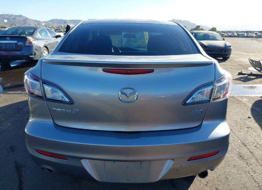 Photo 16 of 2010 Mazda Mazda3 S SPORT (VIN JM1BL1S62A1209467)