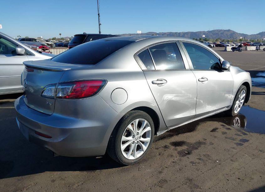 Photo 4 of 2010 Mazda Mazda3 S SPORT (VIN JM1BL1S62A1209467)