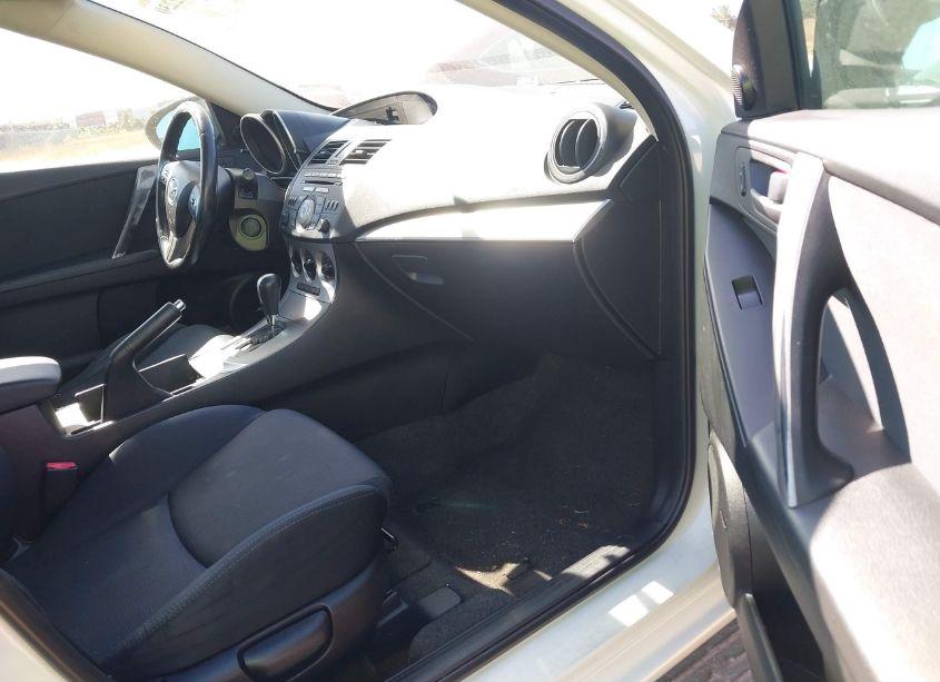 Photo 5 of 2010 Mazda Mazda3 S SPORT (VIN JM1BL1S62A1228486)