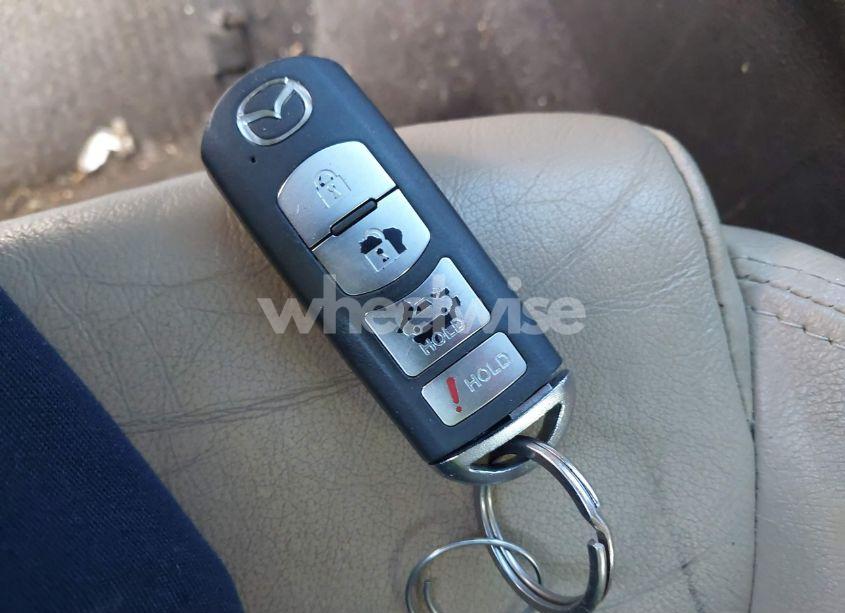 Photo 11 of 2010 Mazda Mazda3 S GRAND TOURING (VIN JM1BL1S62A1318236)