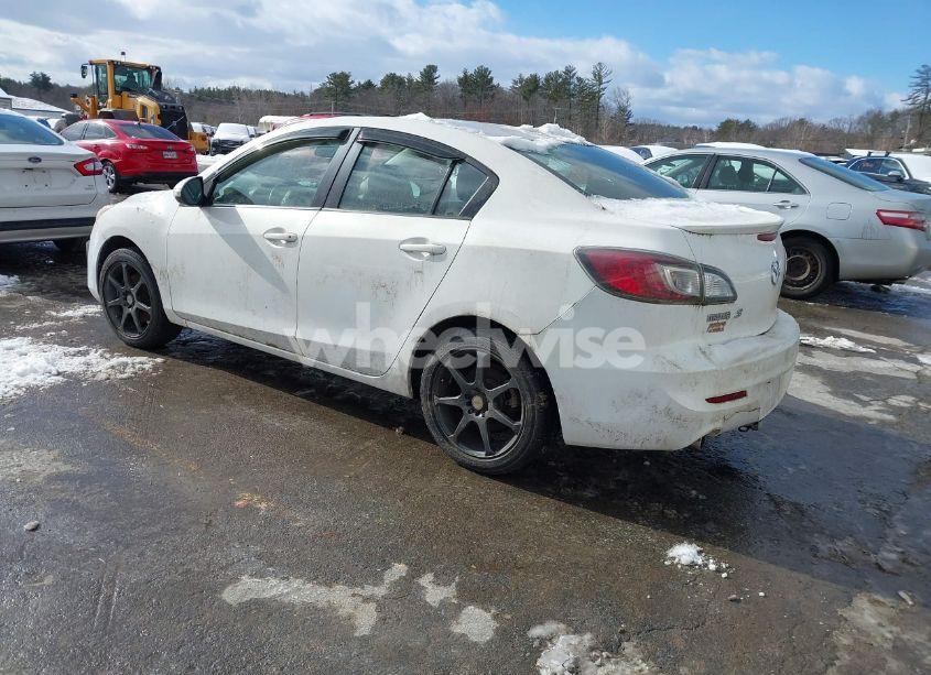 Photo 3 of 2010 Mazda Mazda3 S SPORT (VIN JM1BL1S64A1170414)