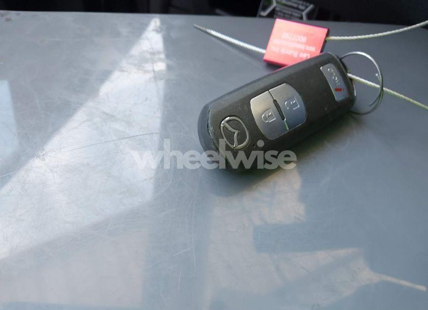 Photo 11 of 2010 Mazda Mazda3 S GRAND TOURING (VIN JM1BL1S66A1301732)