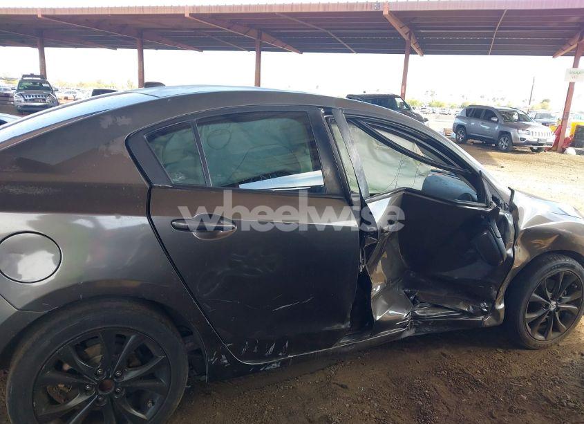 Photo 13 of 2010 Mazda Mazda3 S GRAND TOURING (VIN JM1BL1S66A1301732)