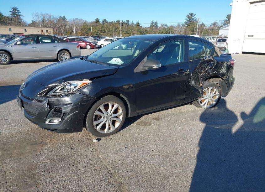 Photo 2 of 2010 Mazda Mazda3 S GRAND TOURING (VIN JM1BL1S67A1139027)