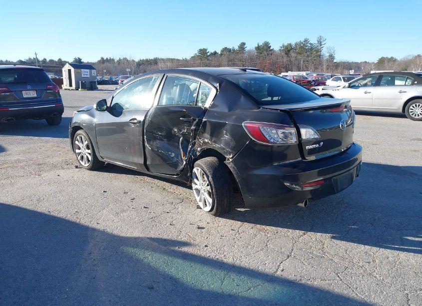 Photo 3 of 2010 Mazda Mazda3 S GRAND TOURING (VIN JM1BL1S67A1139027)