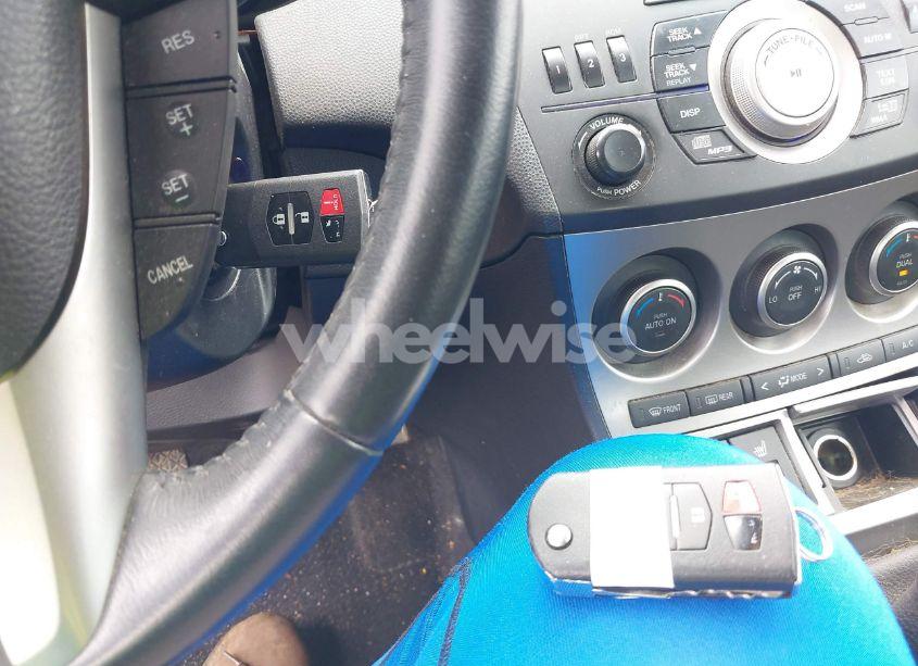 Photo 11 of 2010 Mazda Mazda3 S GRAND TOURING (VIN JM1BL1S67A1162999)