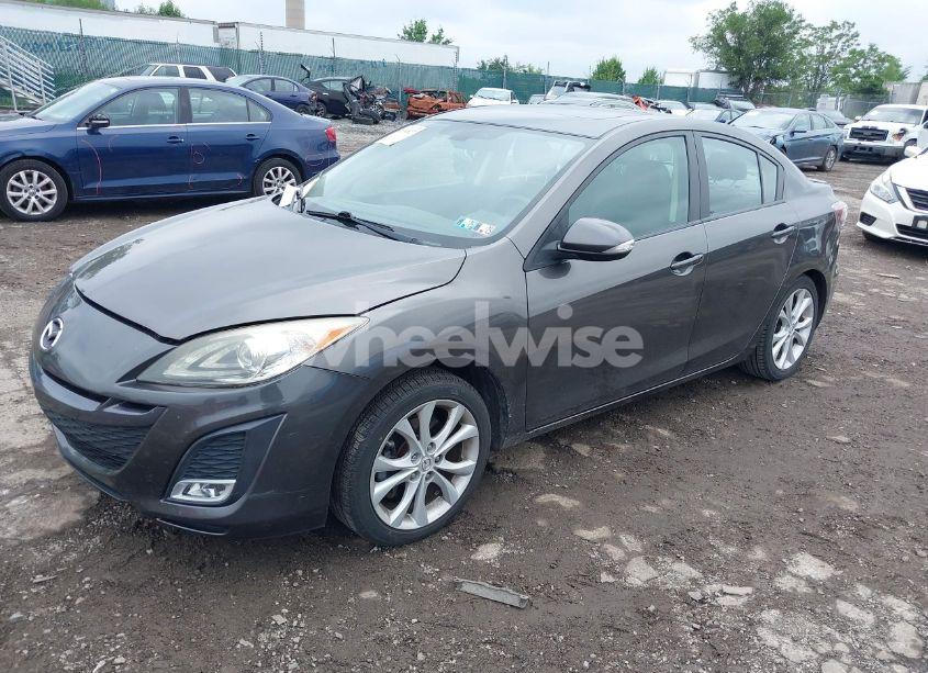 Photo 2 of 2010 Mazda Mazda3 S GRAND TOURING (VIN JM1BL1S67A1162999)