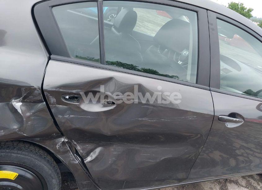 Photo 6 of 2010 Mazda Mazda3 S GRAND TOURING (VIN JM1BL1S67A1162999)