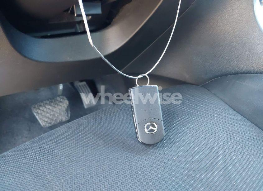 Photo 11 of 2010 Mazda Mazda3 S SPORT (VIN JM1BL1S67A1267624)
