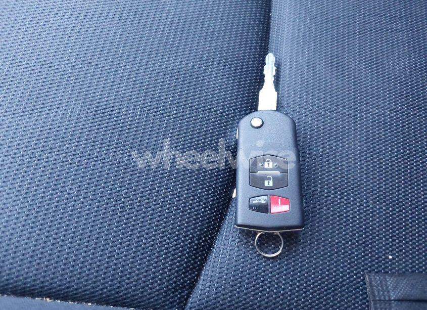 Photo 11 of 2010 Mazda Mazda3 S SPORT (VIN JM1BL1S67A1289798)