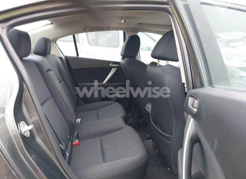 Photo 8 of 2010 Mazda Mazda3 S SPORT (VIN JM1BL1S67A1338885)